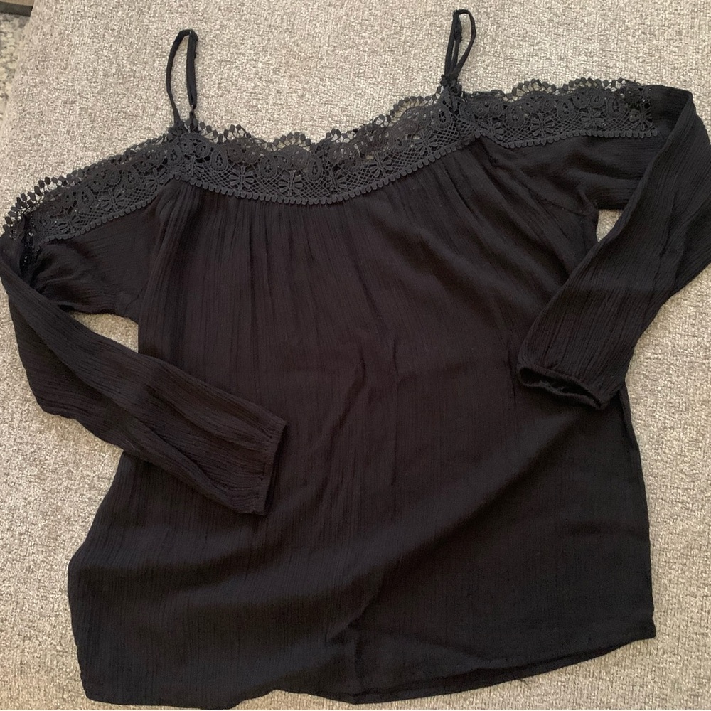 Gypsies Black Lace Trim Blouse